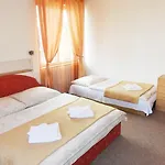 White Rabbit Hall Hotel 3*
