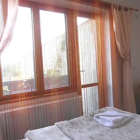 Szálloda White Rabbit Hall 3*
