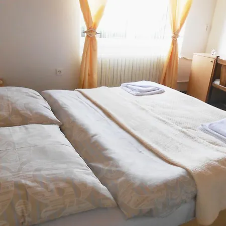Hotell White Rabbit Hall Poděbrady