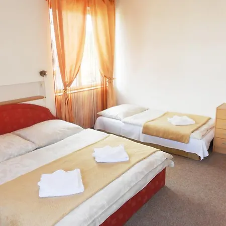 White Rabbit Hall Hotel 3*