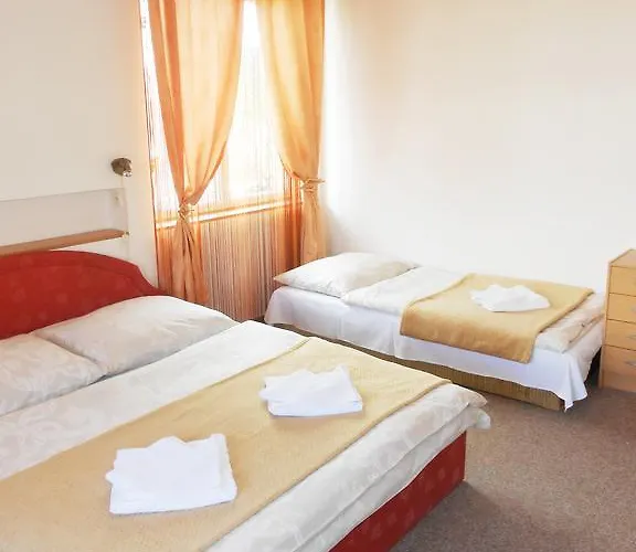 White Rabbit Hall Szálloda 3*